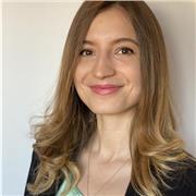 Studentessa univeritaria disponibile per piano studio e aiuto nelle materie da recuperare